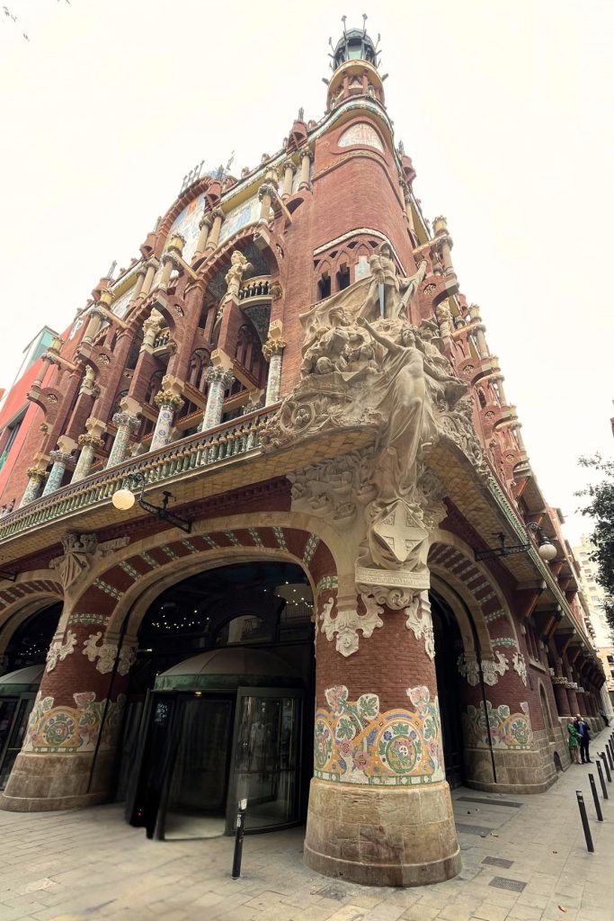 Palau de la Música Catalana ornate facade with mosaic tile and sculpture